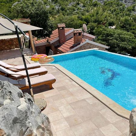 Lovely Holiday Home In Starigrad Zewnętrze zdjęcie