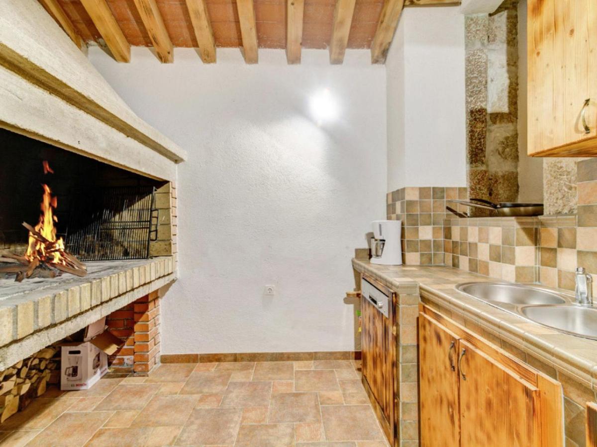 Lovely Holiday Home In Starigrad Zewnętrze zdjęcie