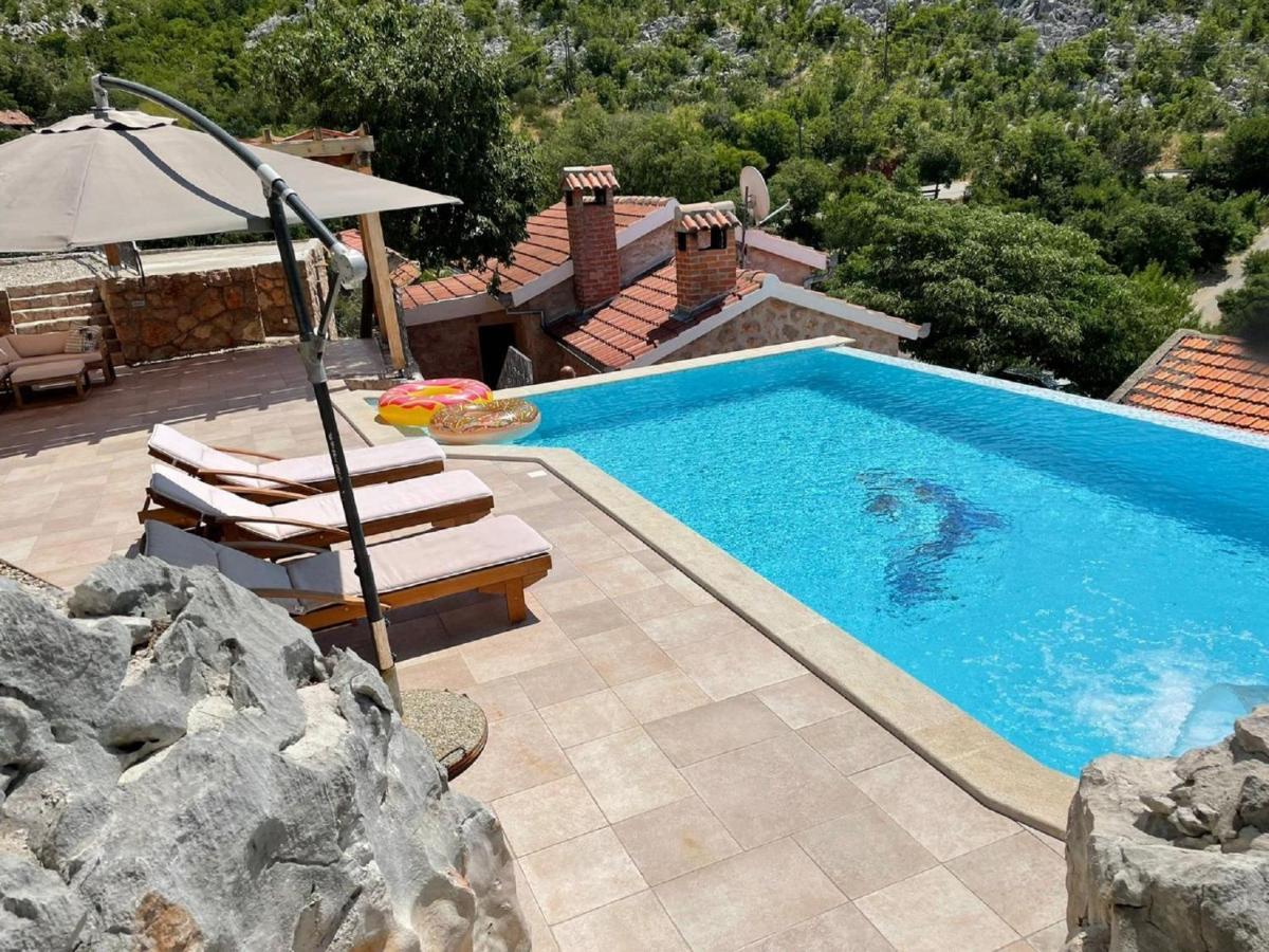 Lovely Holiday Home In Starigrad Zewnętrze zdjęcie
