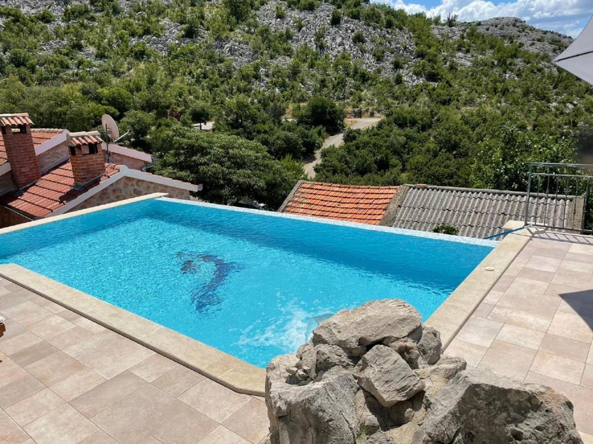 Lovely Holiday Home In Starigrad Zewnętrze zdjęcie